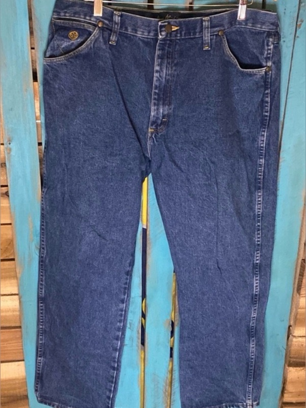 Wrangler George Straight Cowboy Cut original fit jeans 37x30 (tag 38x30)